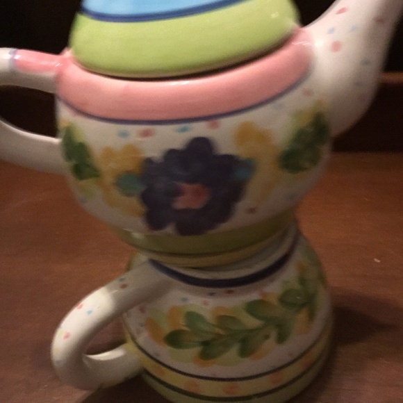 Bella Casa Tea Set for one. Bright coloured 3 piece set for someone special - Picture 5 of 8